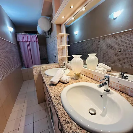 Spacious Apartmán *