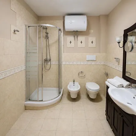 Spacious 3Br Apartment For 8 With 2 Balconies アパート