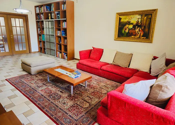 Spacious Apartamento Tirana